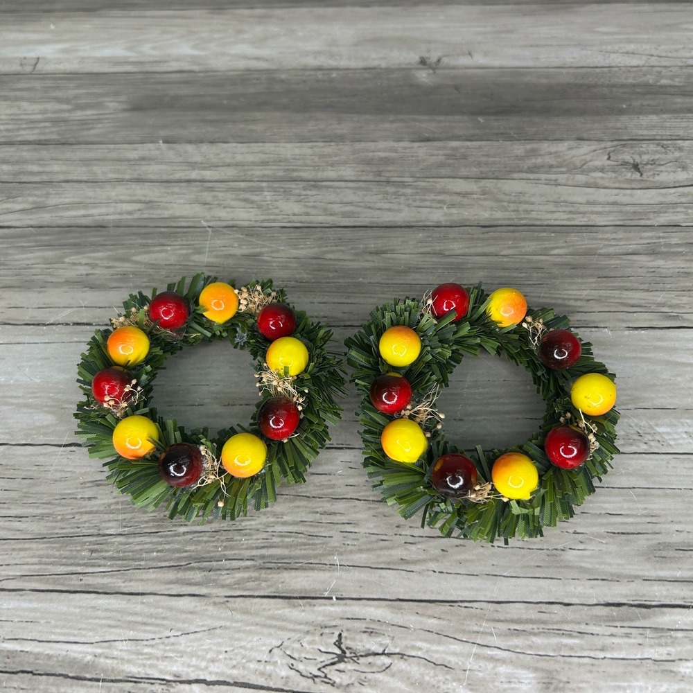 Byers Choice Replacement Wreath Set Lot of 2 Christmas